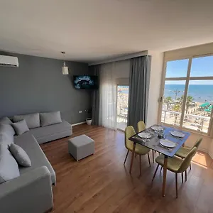  Aparthotel Wave Beachfront Albania